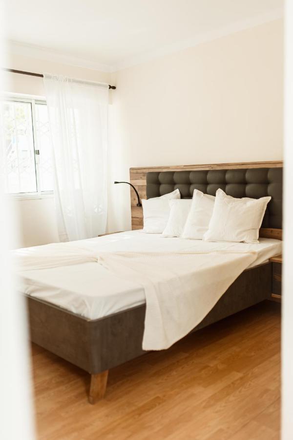 Apartment In Lisbon With 3 Bedroom Cozy Experience 로르스 외부 사진